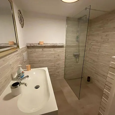 Apartment Libra Okrug Gornji