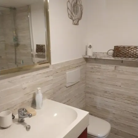 Apartment Libra Okrug Gornji