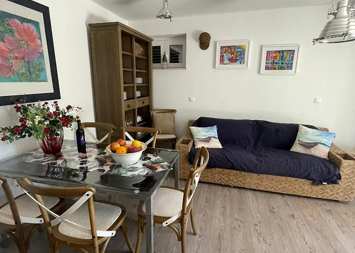 Lägenhet Libra Okrug Gornji